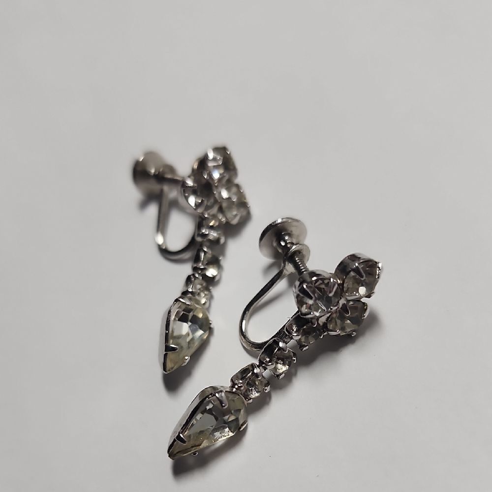 Vintage Art Deco 1950s Silver Crystal Drop Earrings Screw Back